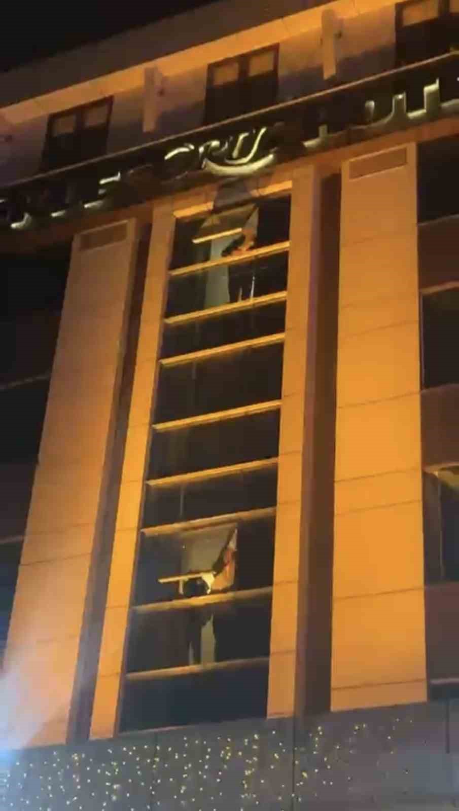 Bursa’da otel yangını… Mahsur kalanlar var
