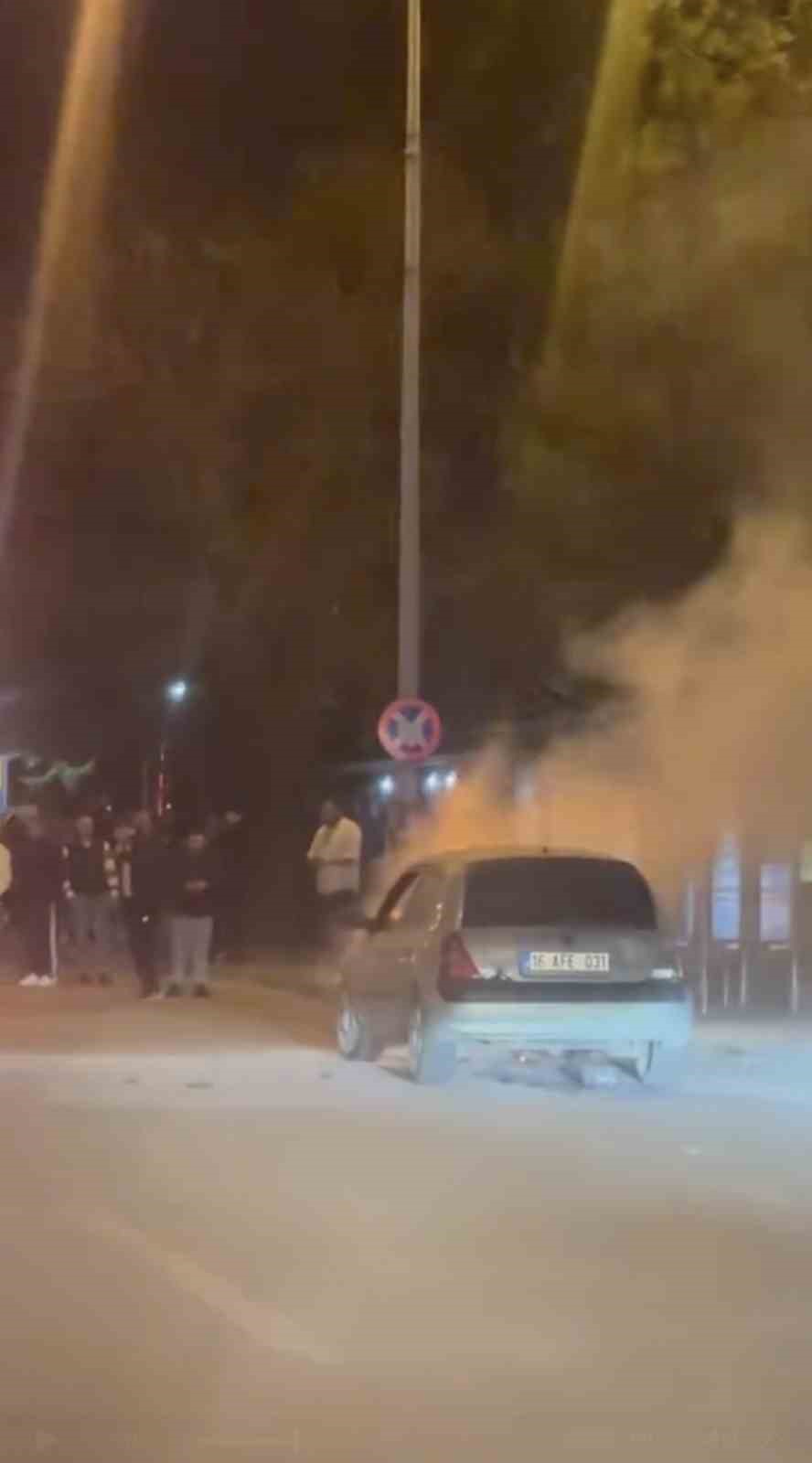 Bursa’da otomobil alevlere teslim oldu
