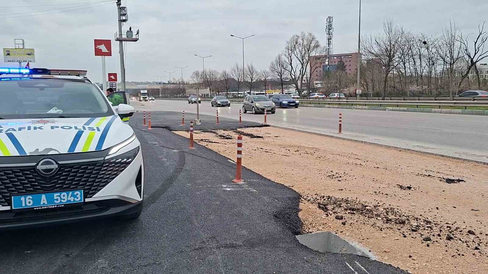 Bursa’da otomobil takla attı: Şans eseri yaralanan olmadı
