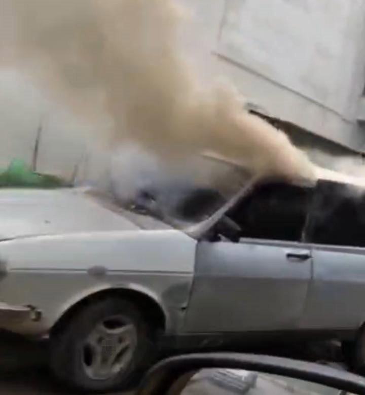 Bursa’da park halindeki otomobil alevlere teslim oldu
