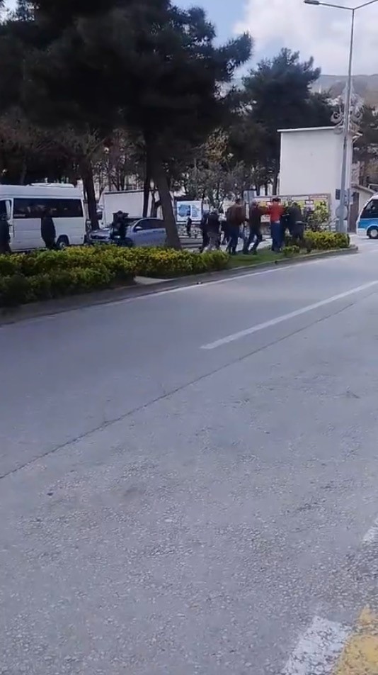 Bursa’da park meselesi kavgaya dönüştü
