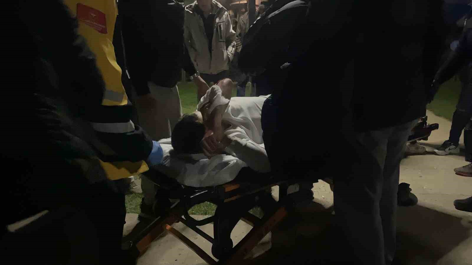 Bursa’da parkta bıçaklı kavga: 16 yaşındaki çocuk yaralandı
