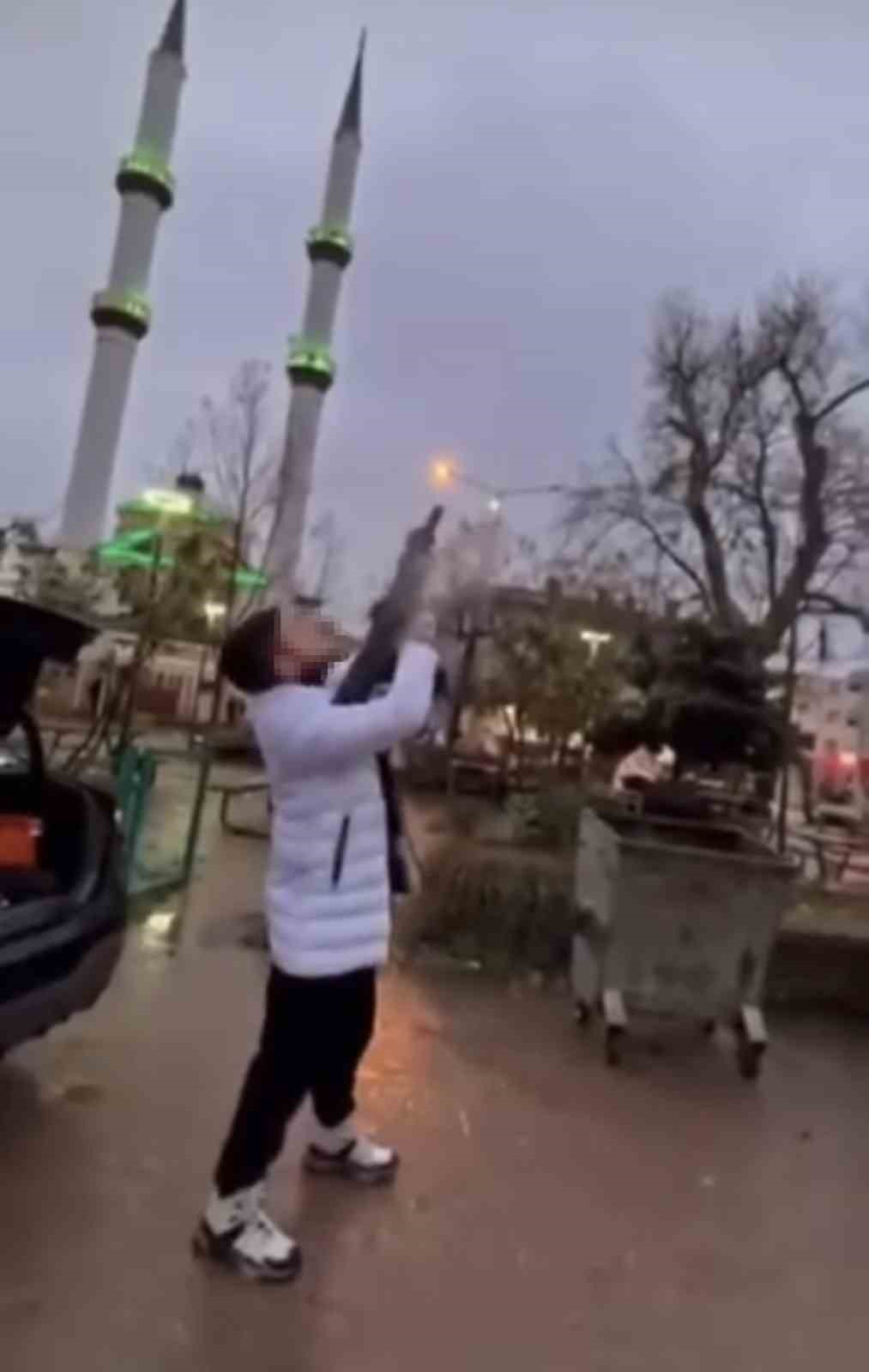 Bursa’da pompalı dehşeti: Sosyal medyada paylaşınca tutuklandı
