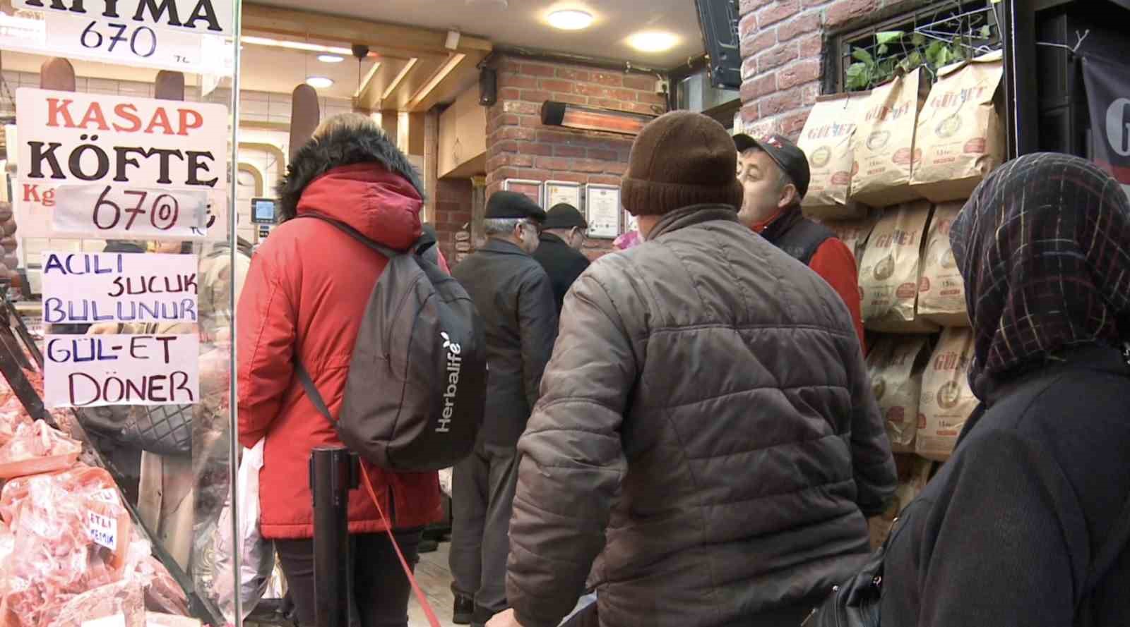 Bursa’da Ramazan öncesi çarşı ve pazarlar yoğunlaştı
