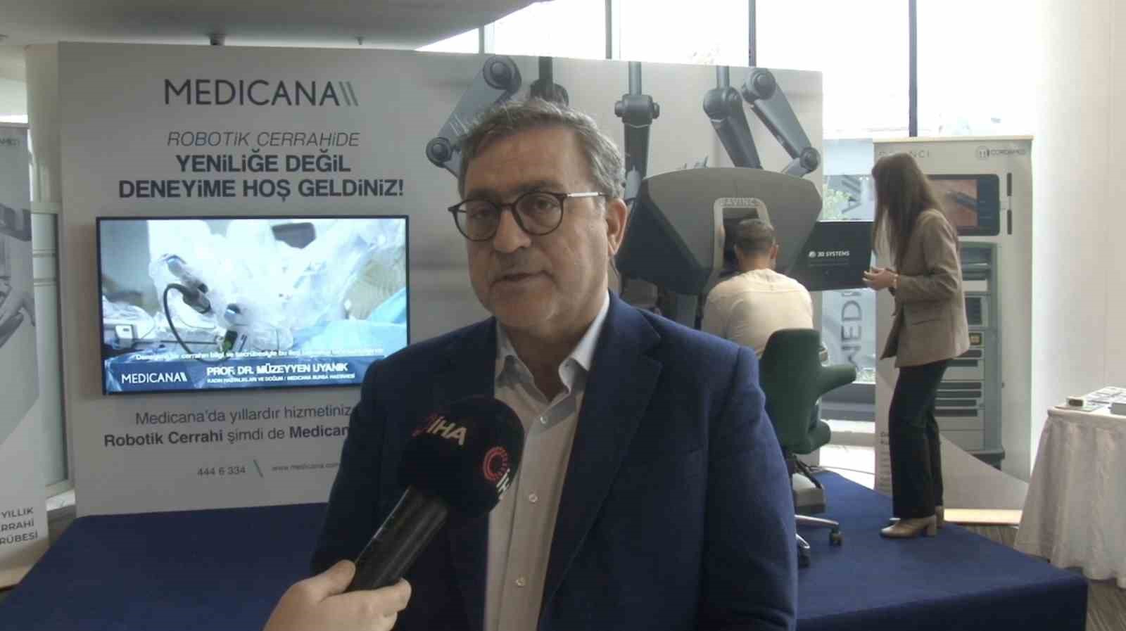 Bursa’da robotik ameliyat uygulamaları başladı
Bursa’da robotik ameliyat uygulamaları başladı