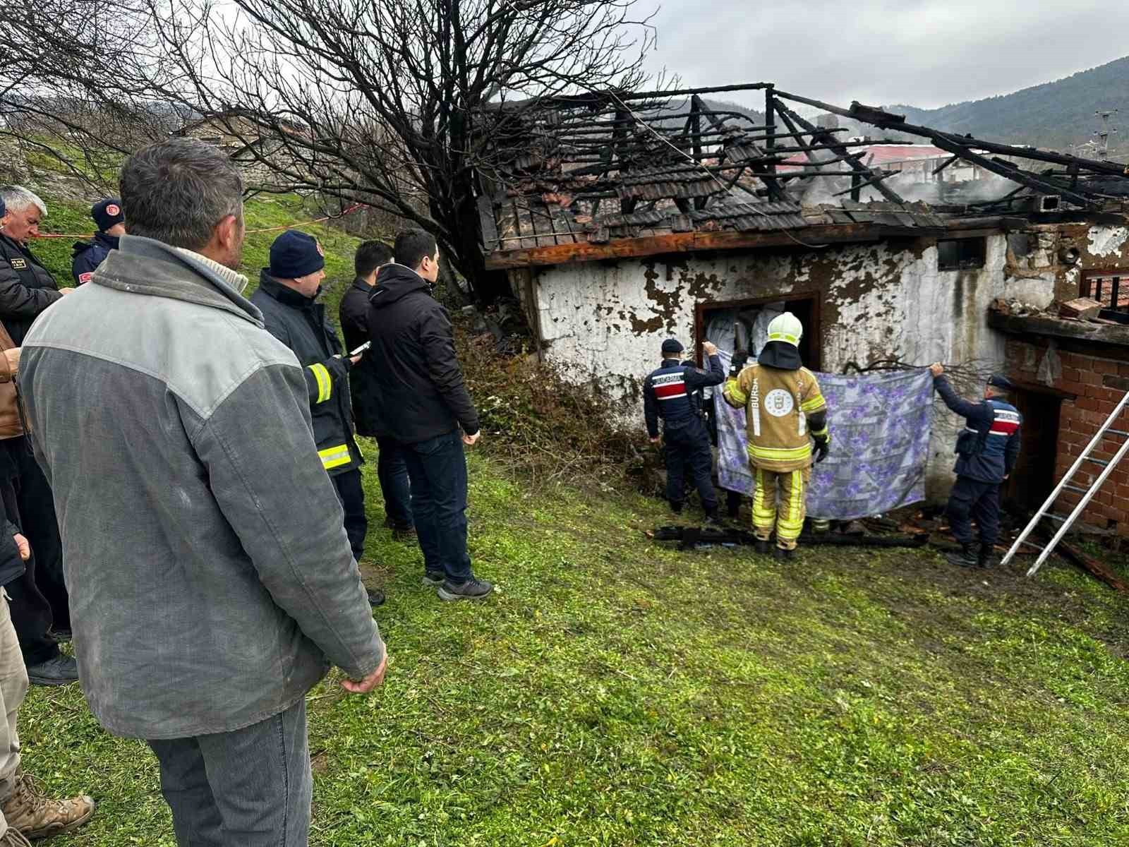 Bursa’da soba faciası, yaşlı çift hayatını kaybetti
