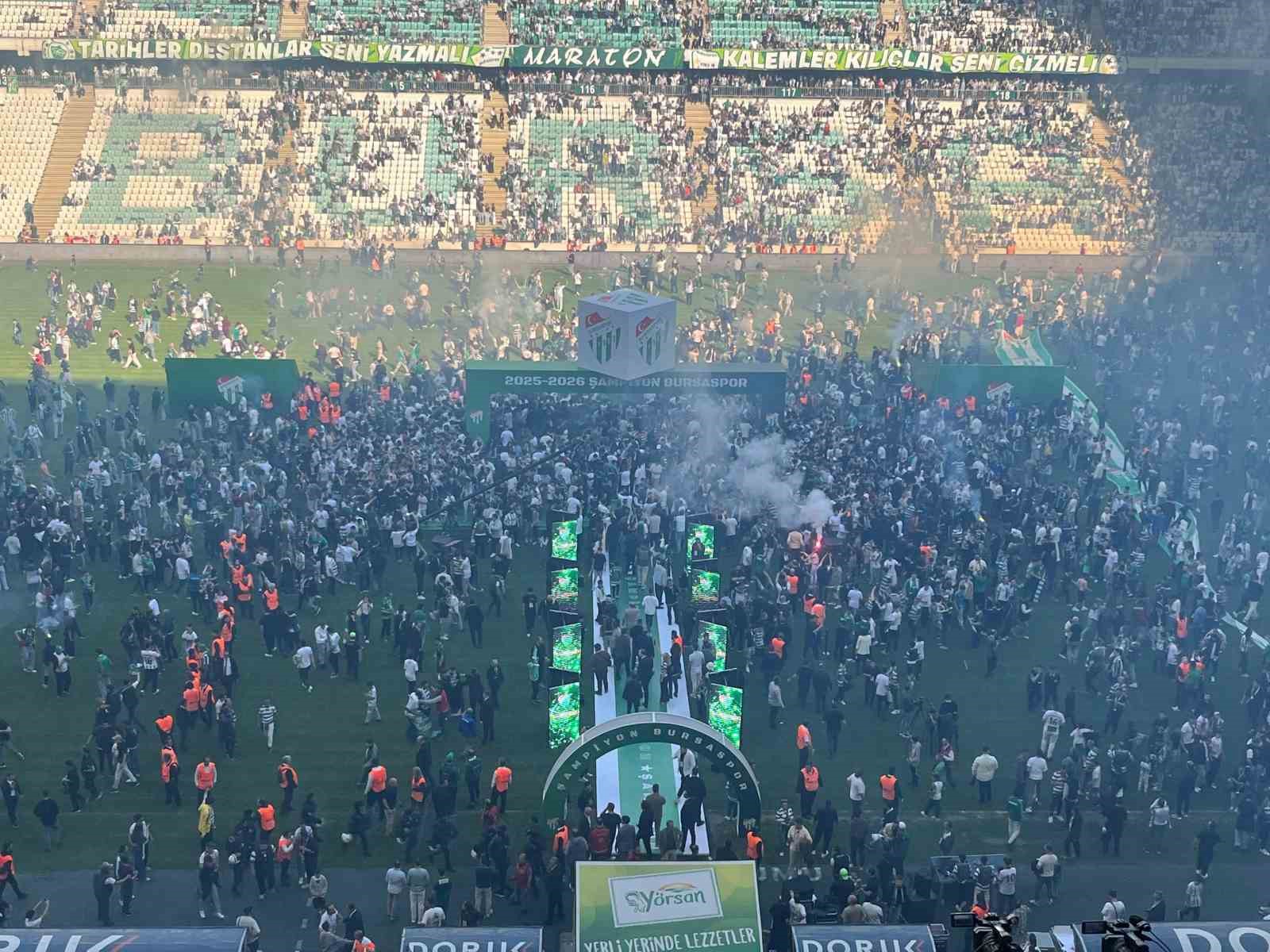 Bursa’da tarihi akşam, timsah geri döndü
