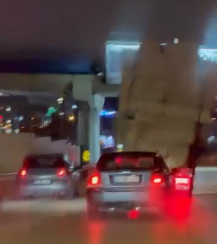 Bursa’da tehlikeli taşımacılık kamerada
