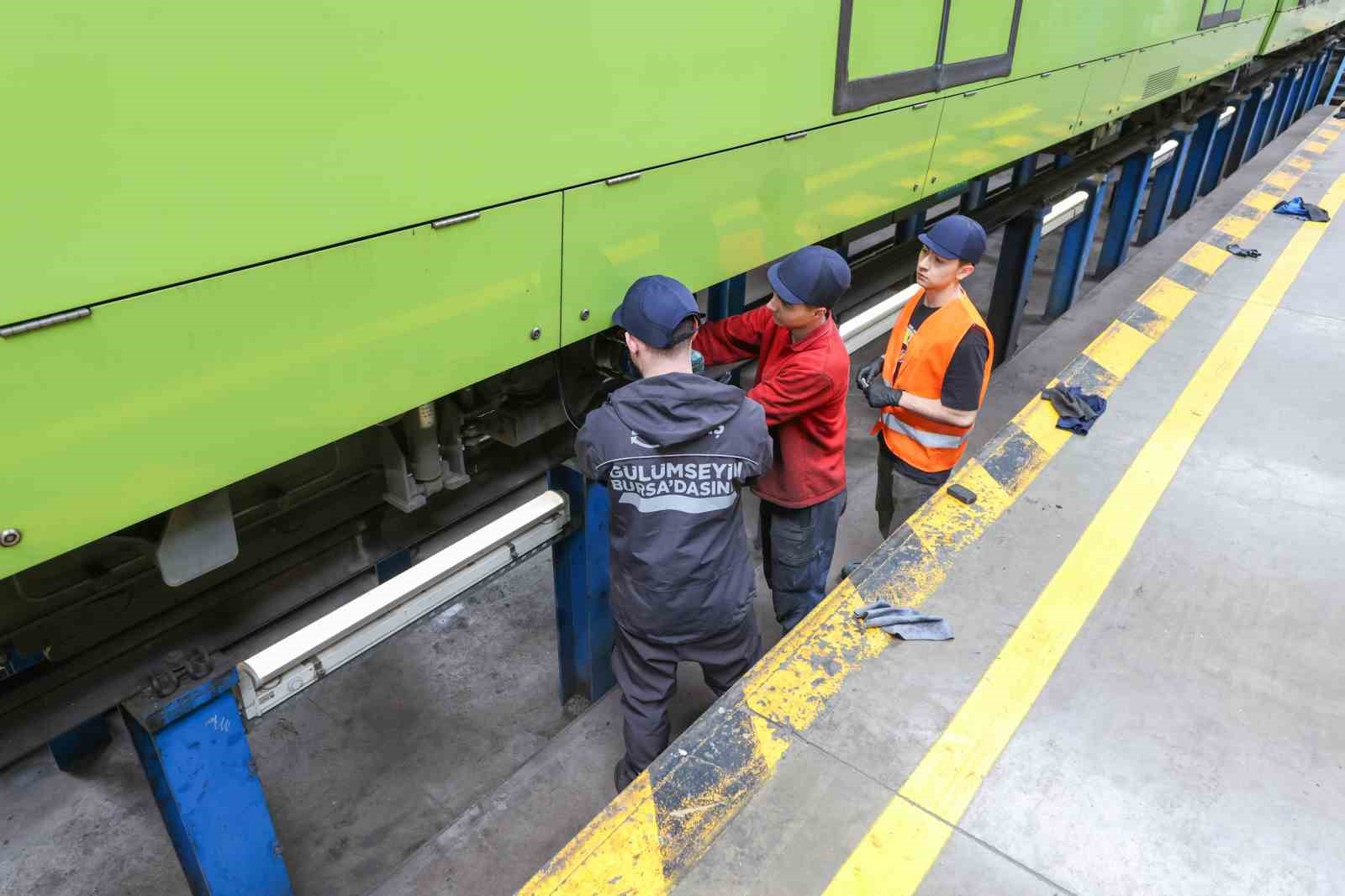 Bursa’da toplu ulaşım daha güvenli ve konforlu
