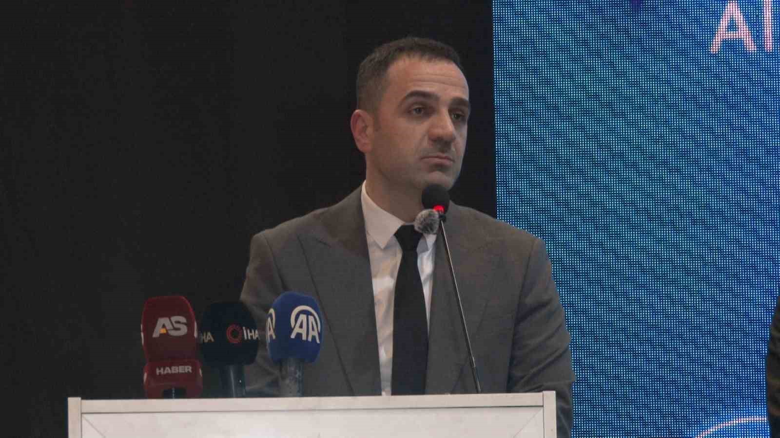 Bursa’da Ülkü Ocakları’nın düzenlediği iftarda birlik ve beraberlik vurgusu
