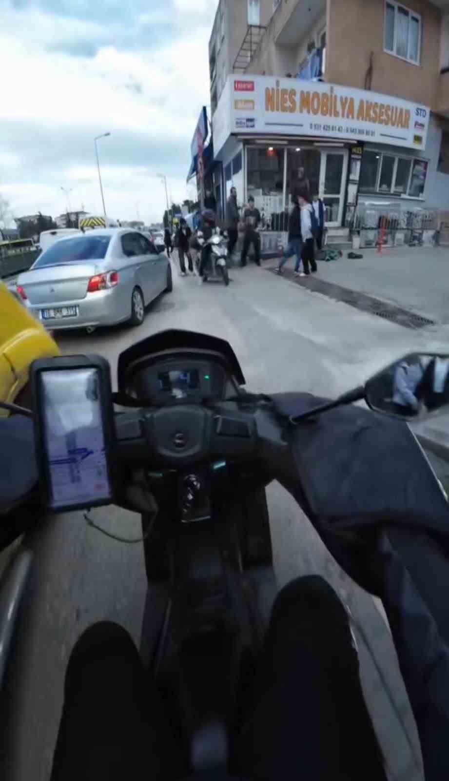 Bursa’da "yan bakma" tartışması kanlı bitti
