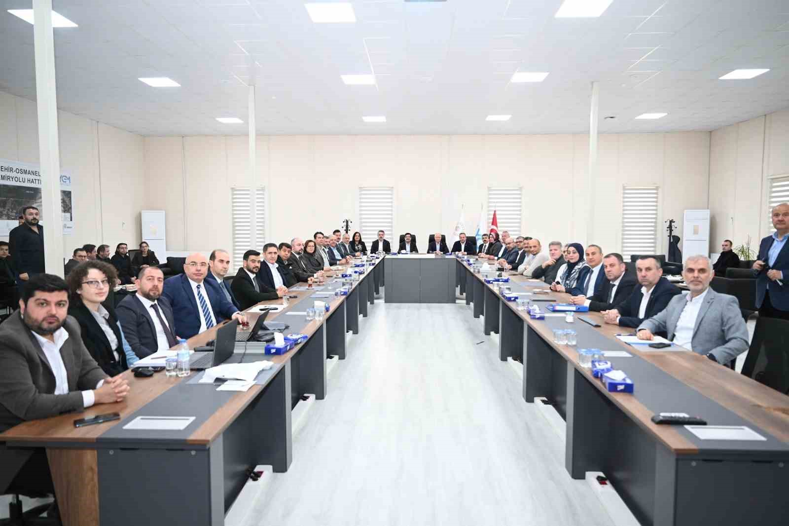 Bursa’da yüksek hızlı tren hattının 2026 sonunda hizmete alınacağı açıklandı
