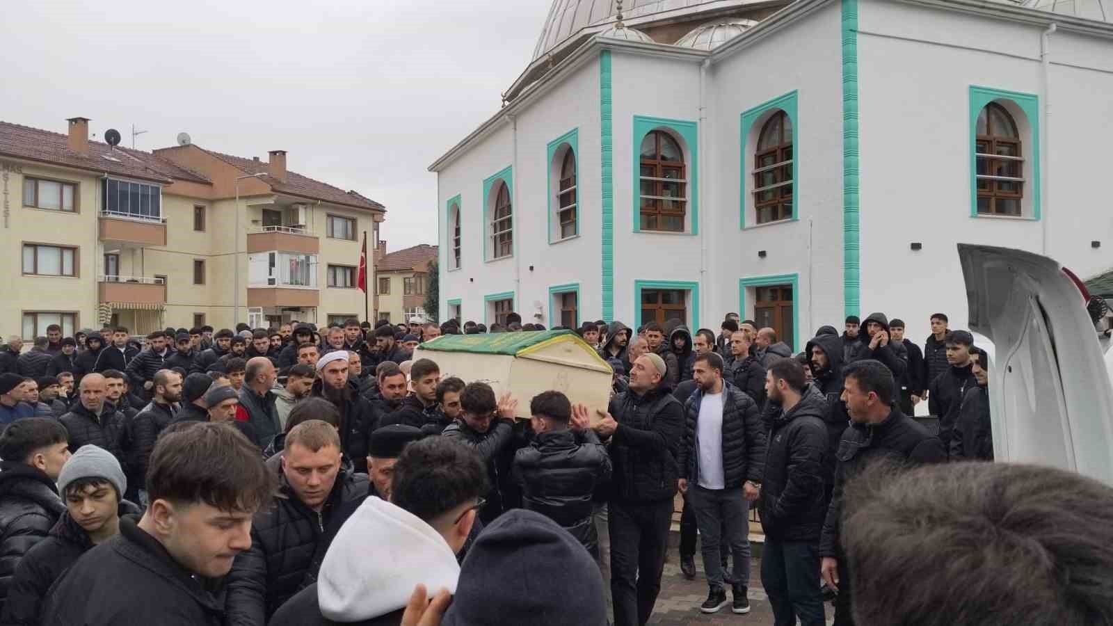 Bursa’daki feci kazada hayatını kaybeden genç son yolculuğuna uğurlandı
