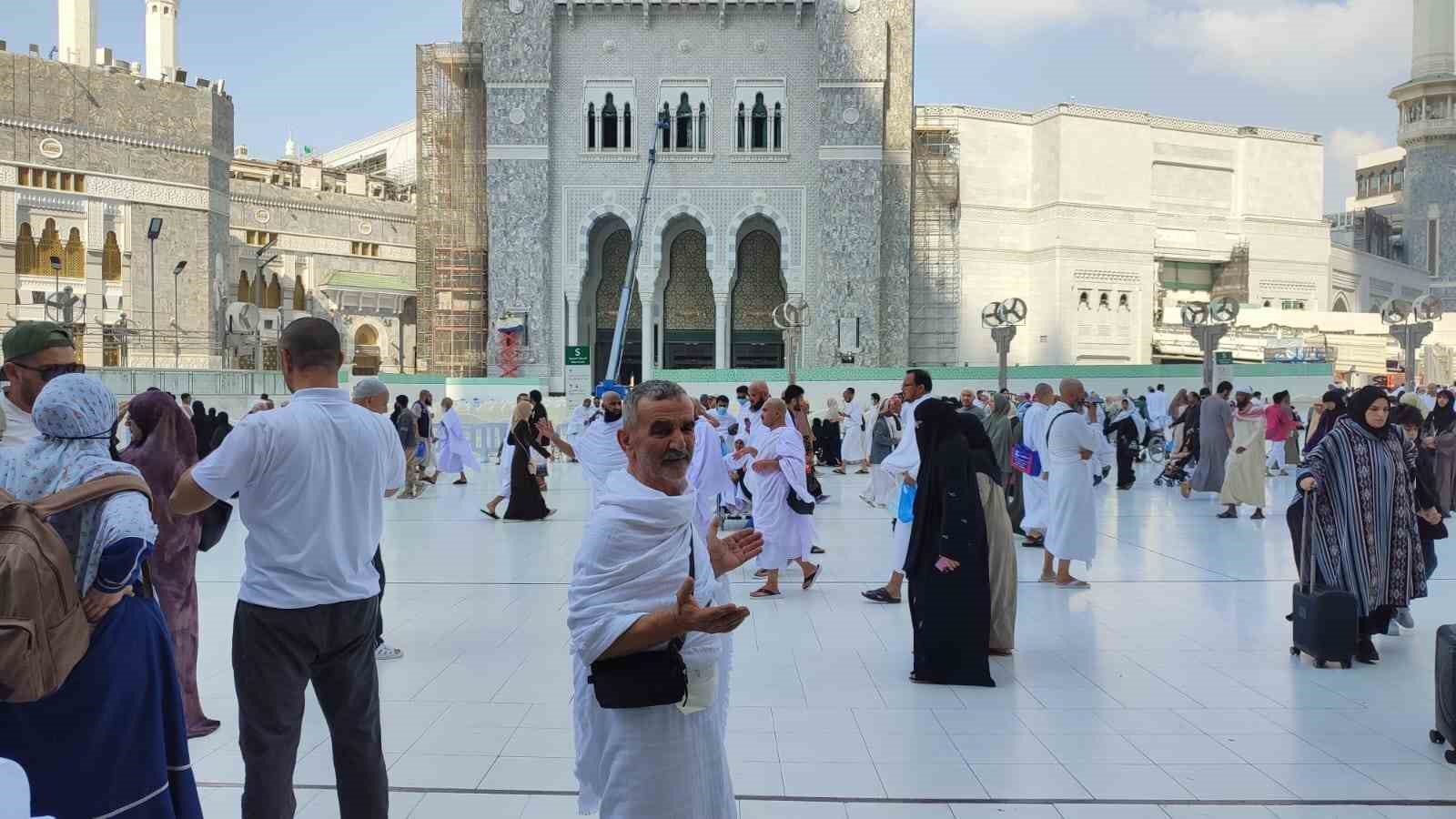 Bursa’dan 2 bin 600 kilometrelik yolu katederek Mekke’ye geldi
