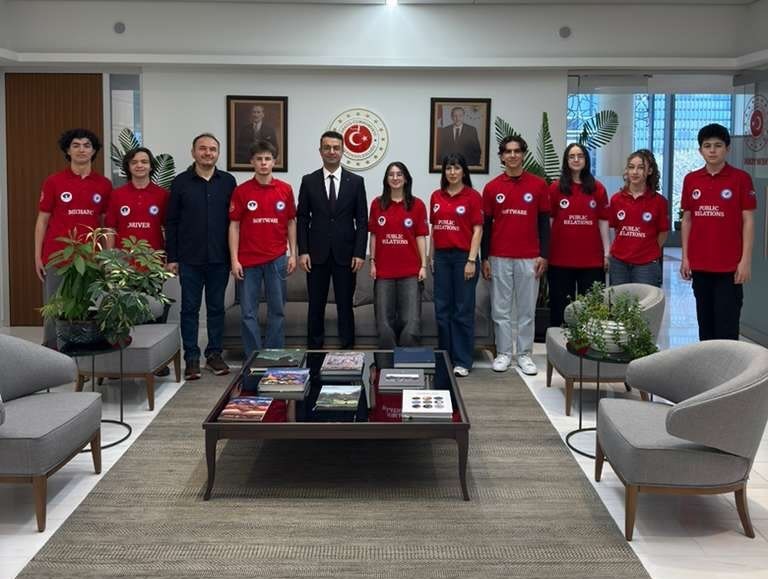 Bursa’dan New York’a uzanan başarı: FRC’de büyük gurur
