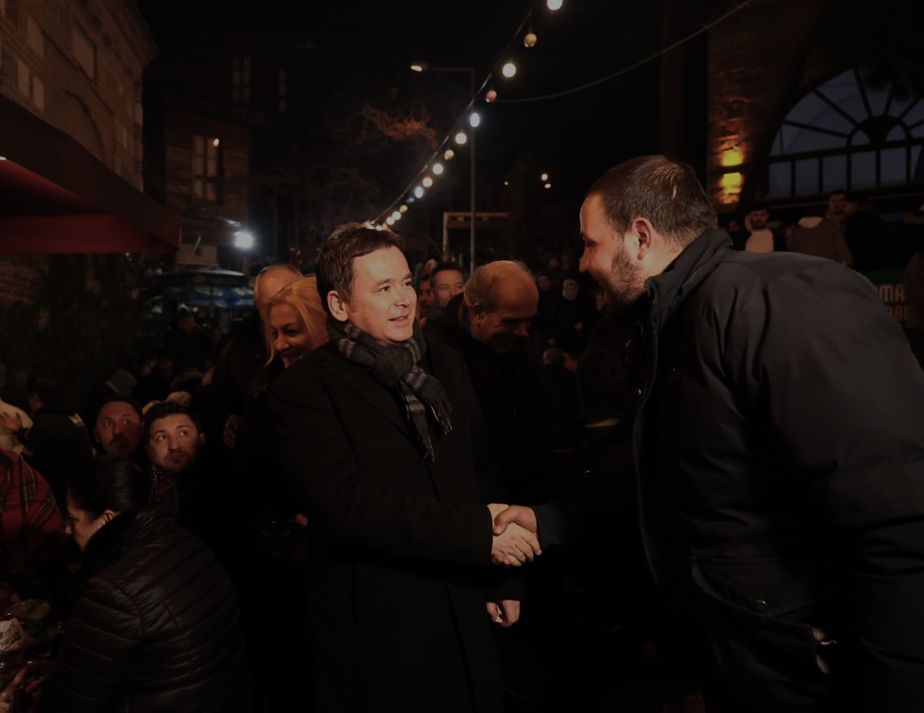 Bursalılar sahurda tarihi meydanda buluştu
