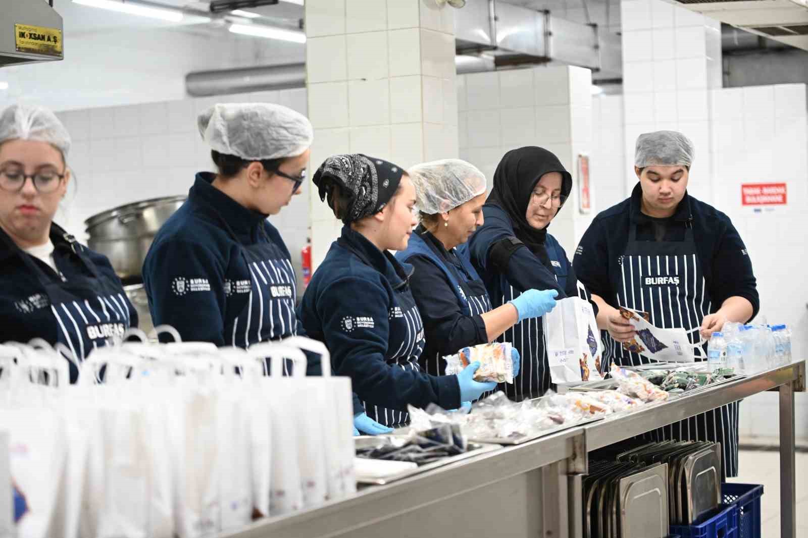 Bursa’nın dayanışma mutfağı büyüyor
