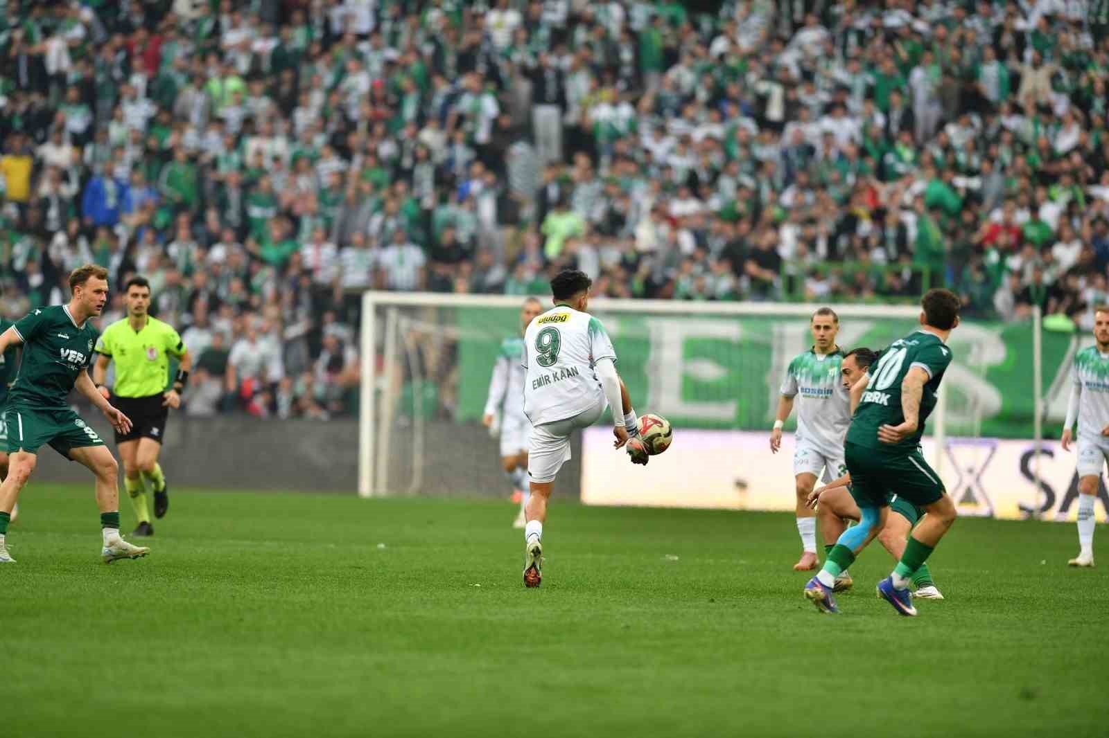 Bursaspor sahasında Kırklarelispor’u farklı geçti
