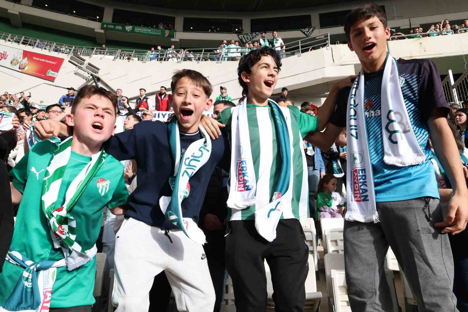 Bursaspor sevgisi Osmangazi’de büyüyor
