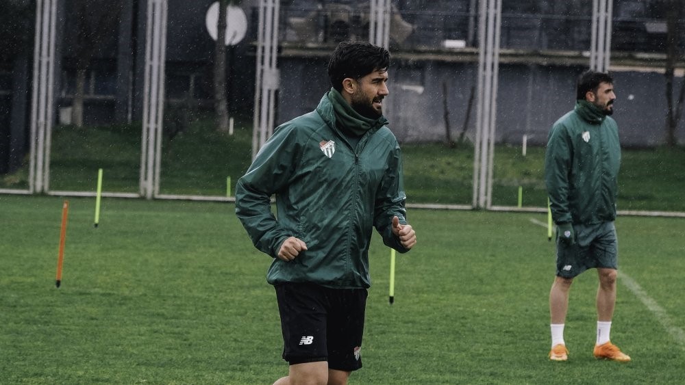 Bursaspor’da Gebze hazırlıkları sürüyor
