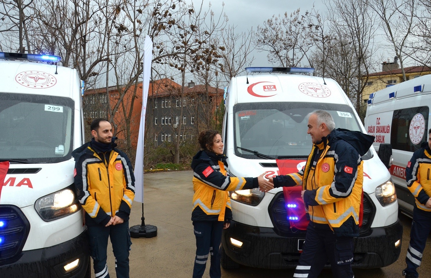 Bursa’ya 17 yeni 112 acil ambulansı
