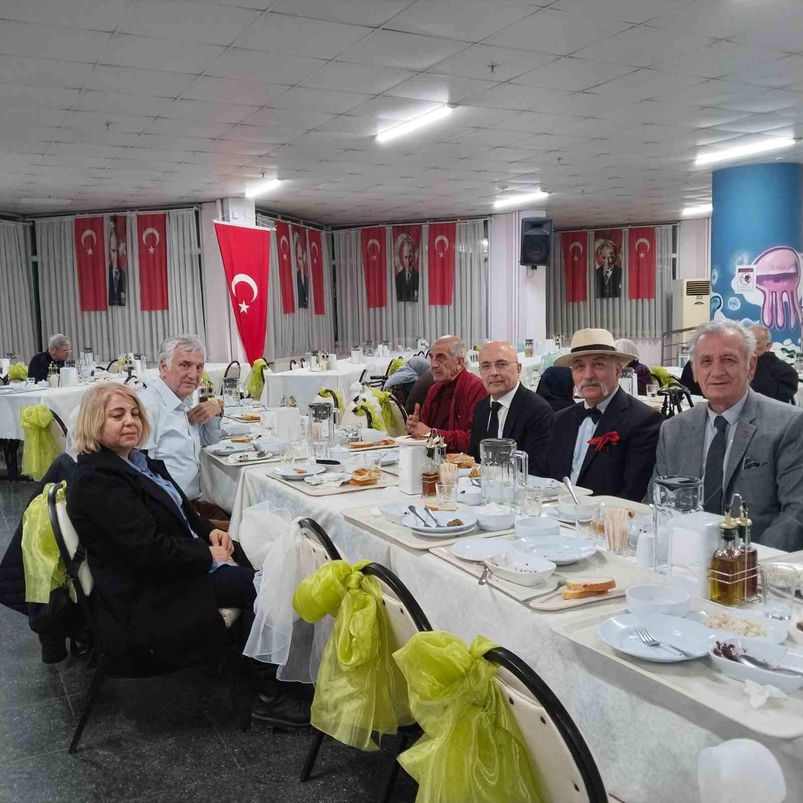 BURTOM’dan huzurevinde gönül sofrası
