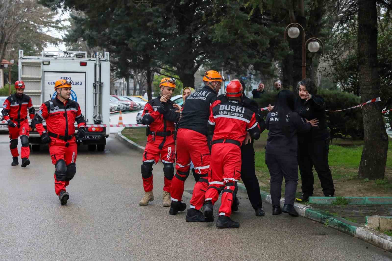 BUSKİ’den gerçeği aratmayan tatbikat

