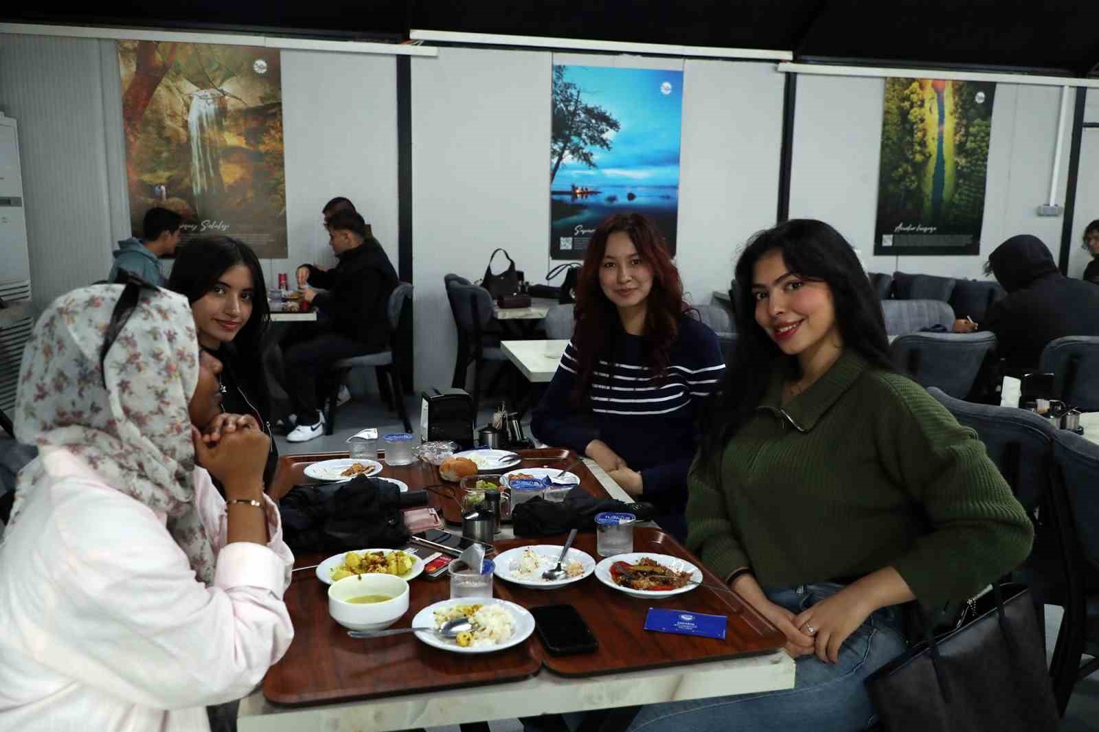 Bütçe dostu ’Kampüs Mutfak’ 2025 yılında öğrencilerin uğrak noktası oldu
