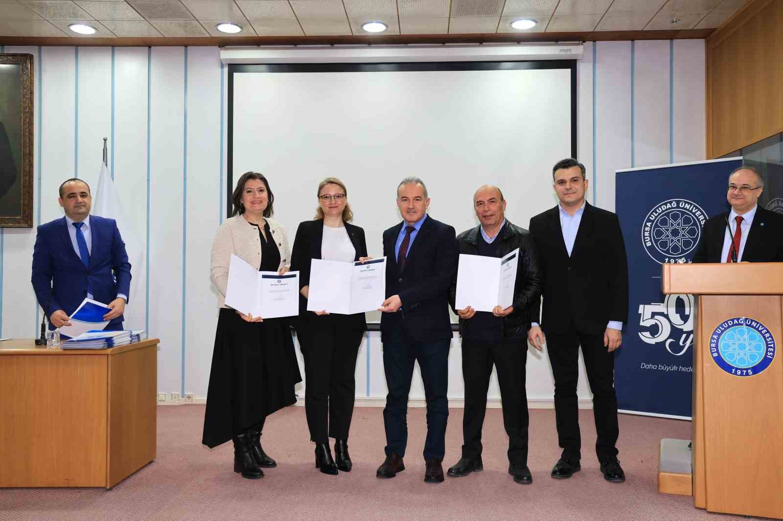 BUÜ’de akredite olan programlara teşekkür belgesi
