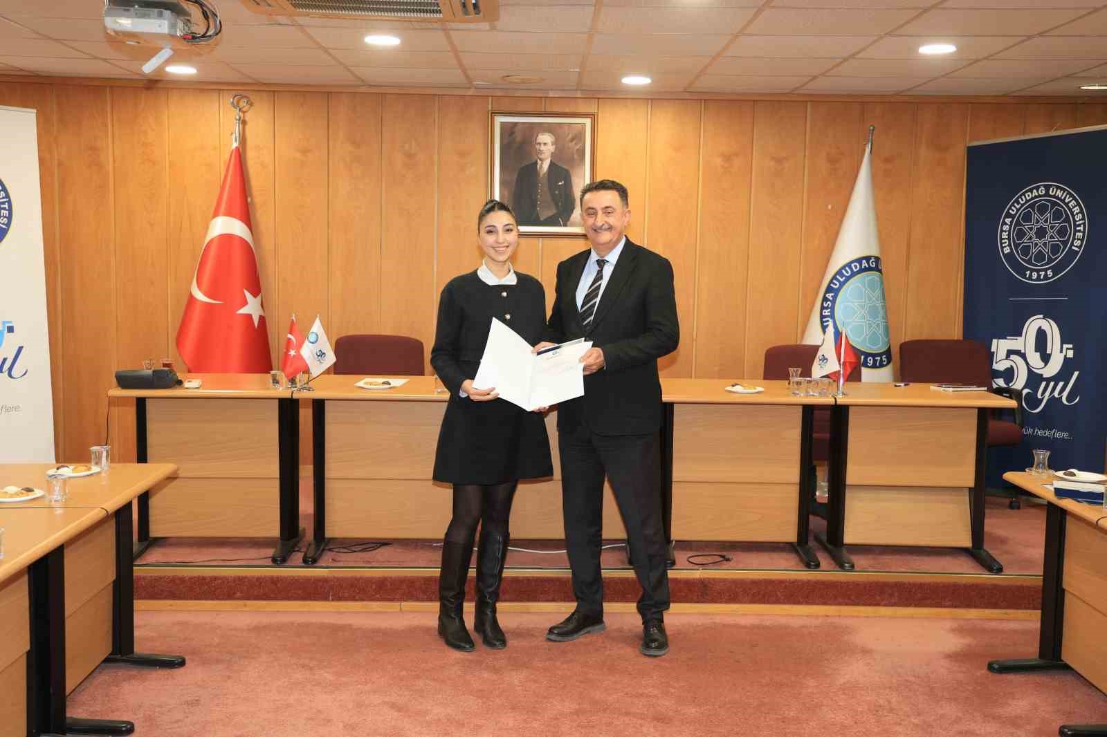 BUÜ’de başarı çıtası yükselmeye devam ediyor
