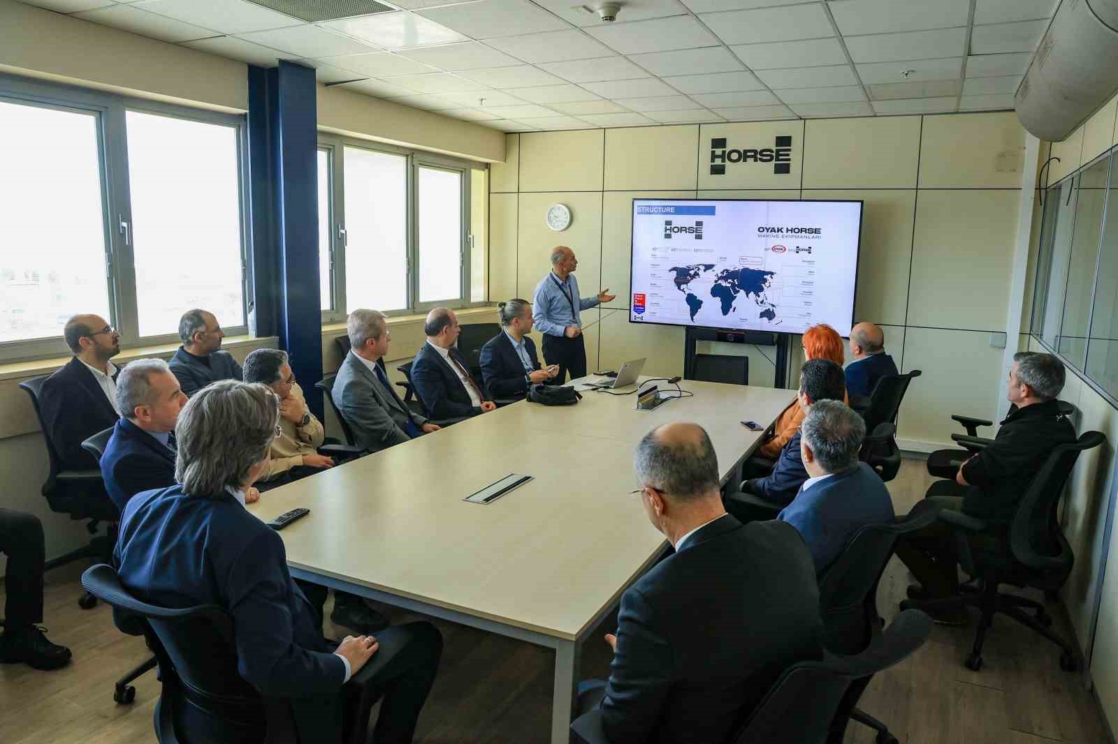 BUÜ’den OYAK Renault’a iş birliği ziyareti
