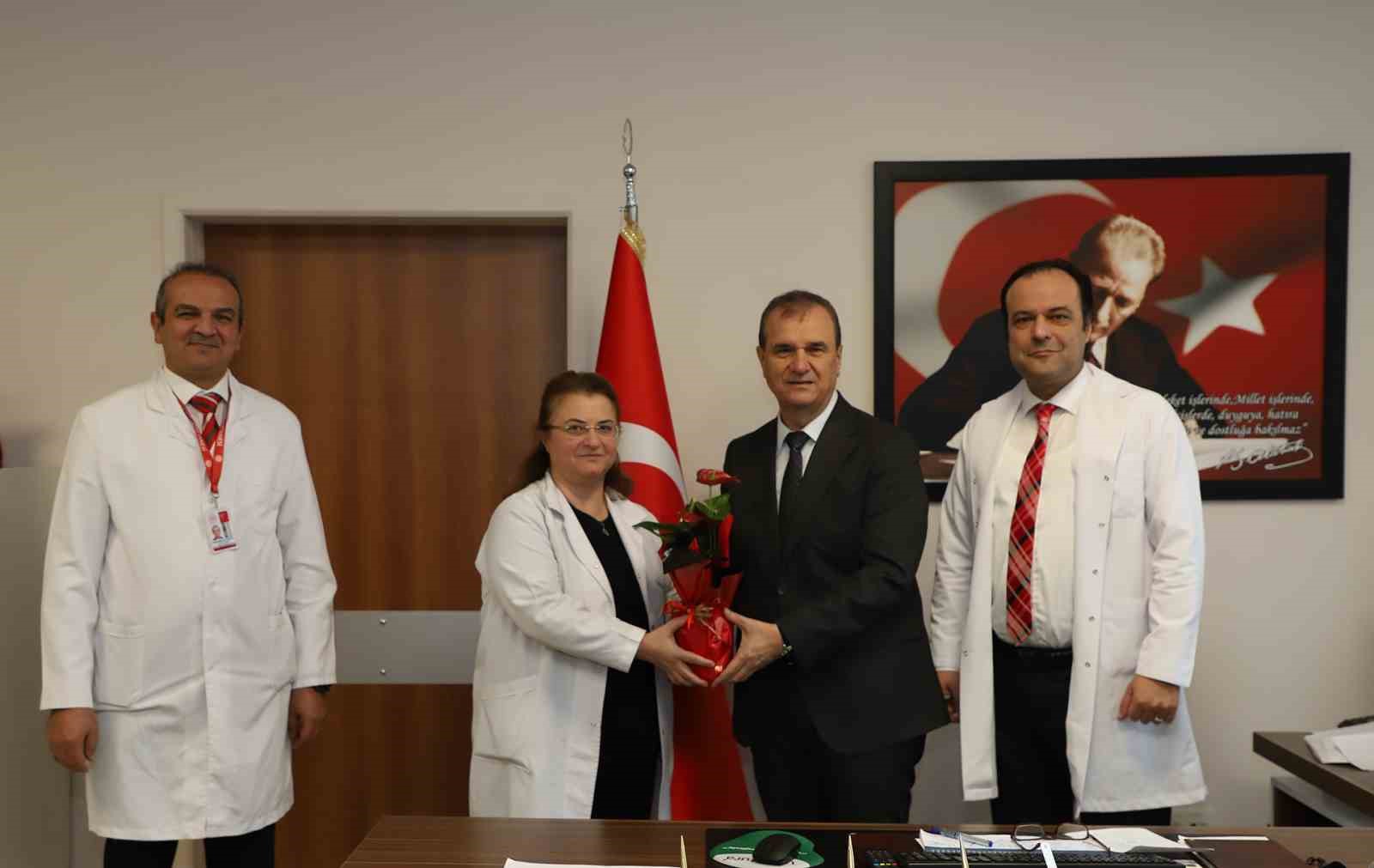 Büyükçekmece Belediye Başkan Vekili Çebi, sağlık çalışanlarının Tıp Bayramı’nı kutladı
