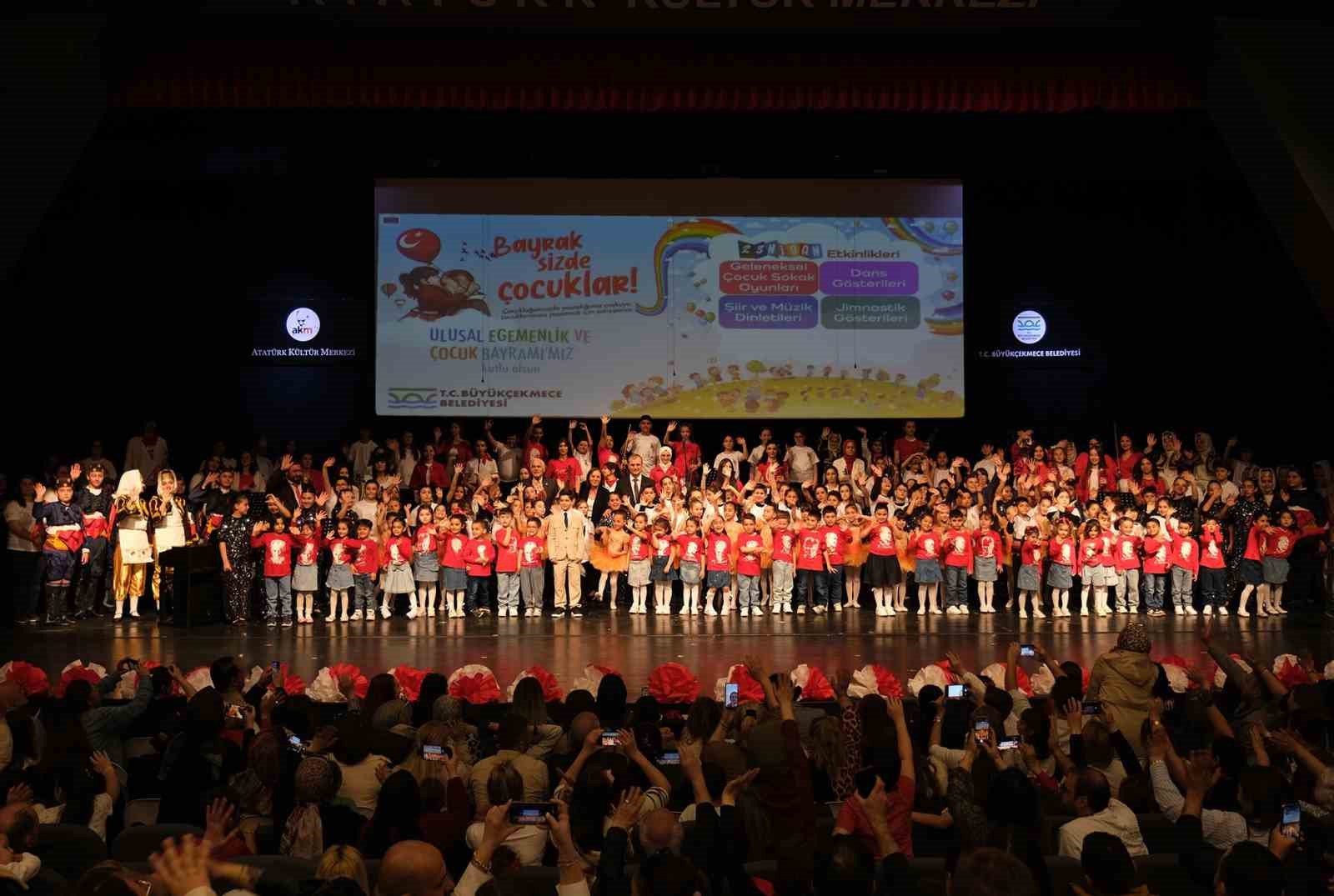 Büyükçekmece’de 23 Nisan coşkuyla kutlandı
