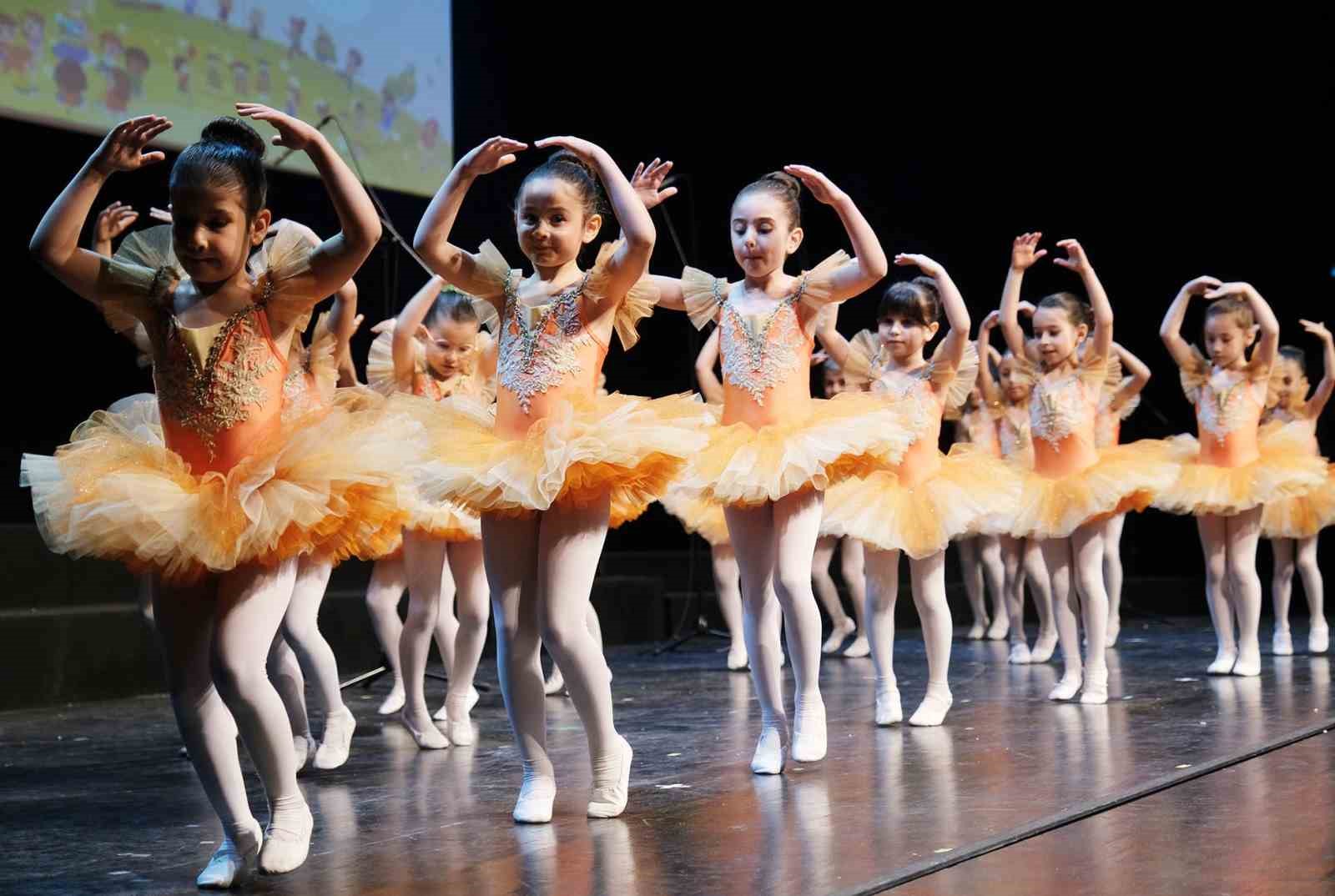 Büyükçekmece’de 23 Nisan coşkuyla kutlandı
