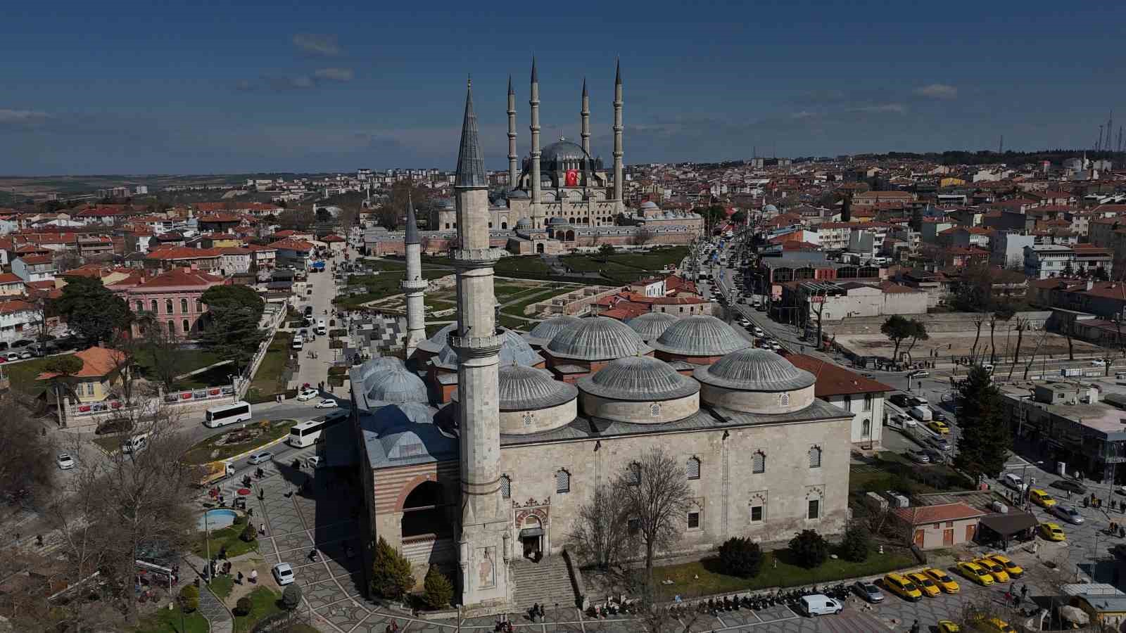 Büyükçekmeceli kadınlar geleneksel Ramazan gezisinde Edirne’de buluştu
