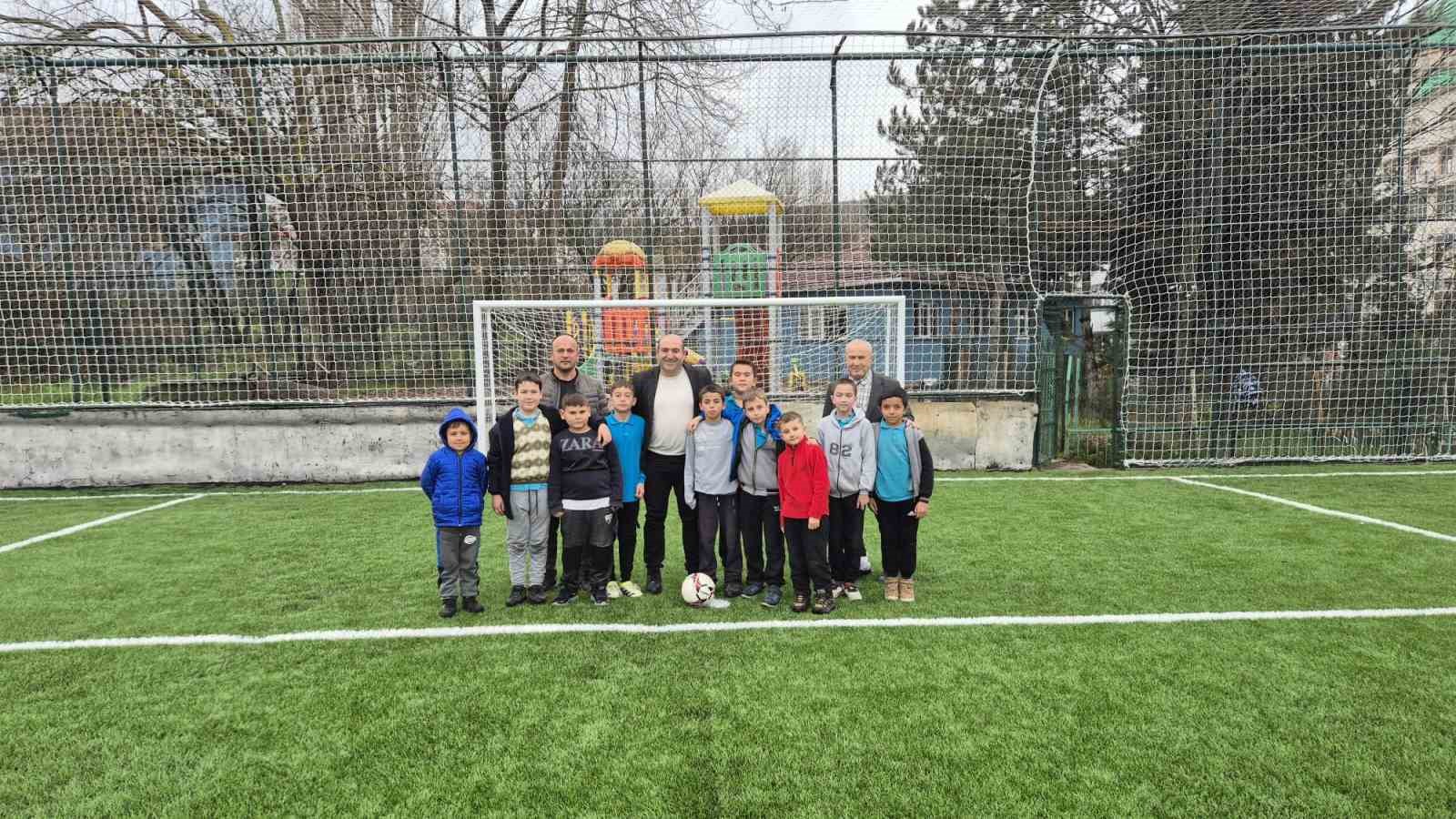 Büyükorhan’a büyükşehir eli değdi
