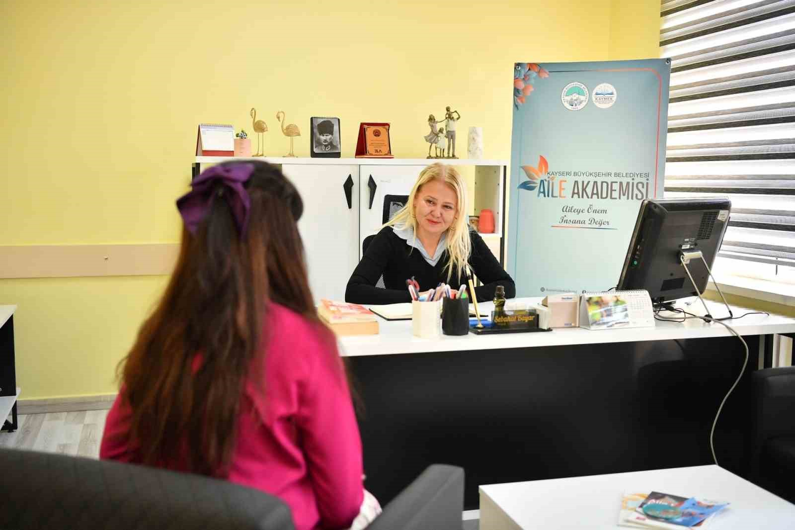 Büyükşehir Aile Akademisi, 2025’te 5 binin üzerinde aile ve çift adayına danışmanlık yaptı
