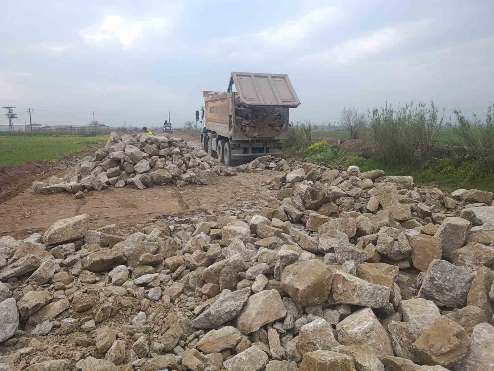 Büyükşehir, Aydın’ın ulaşım ağını güçlendiriyor
