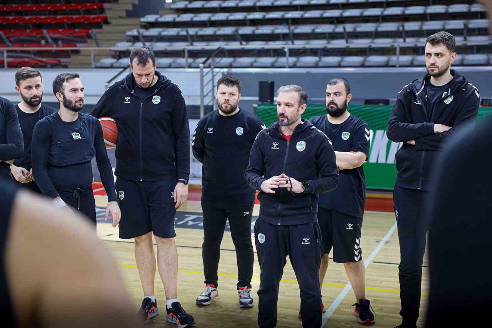 Büyükşehir Basketbol Play-off rakibini bekliyor
