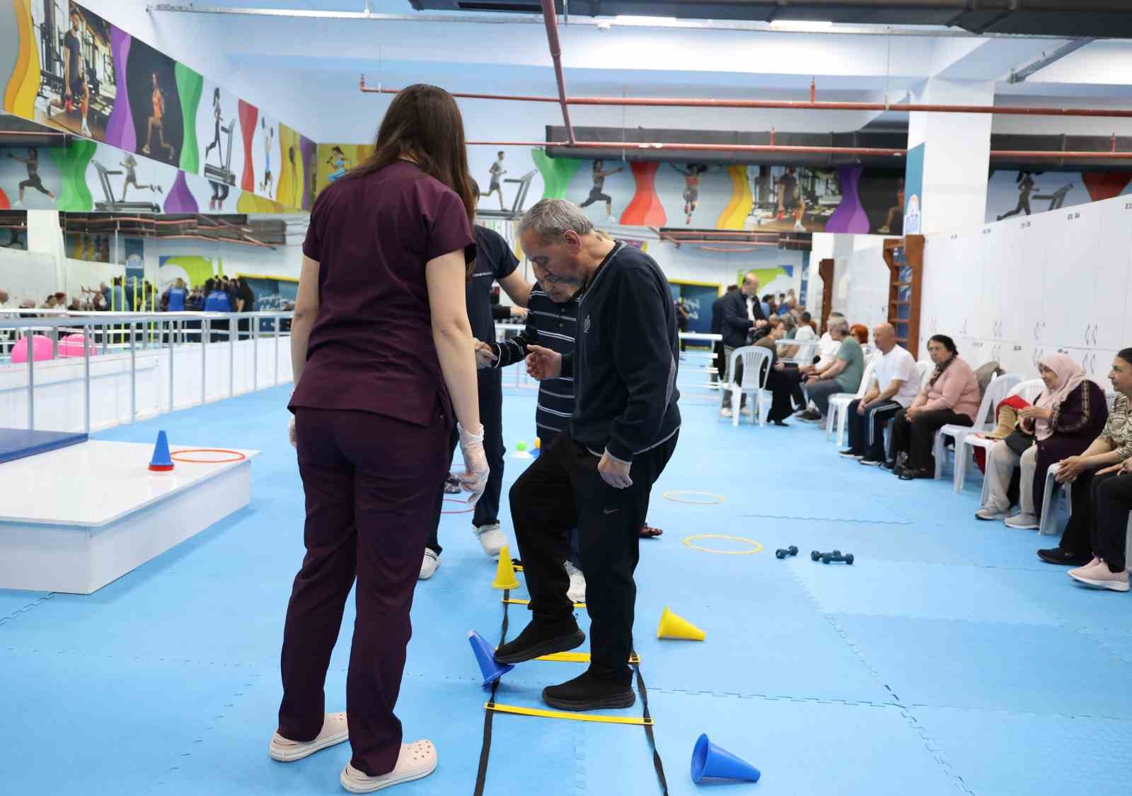 Büyükşehir Belediyesi’nden Parkinson hastalarına özel eğitim
