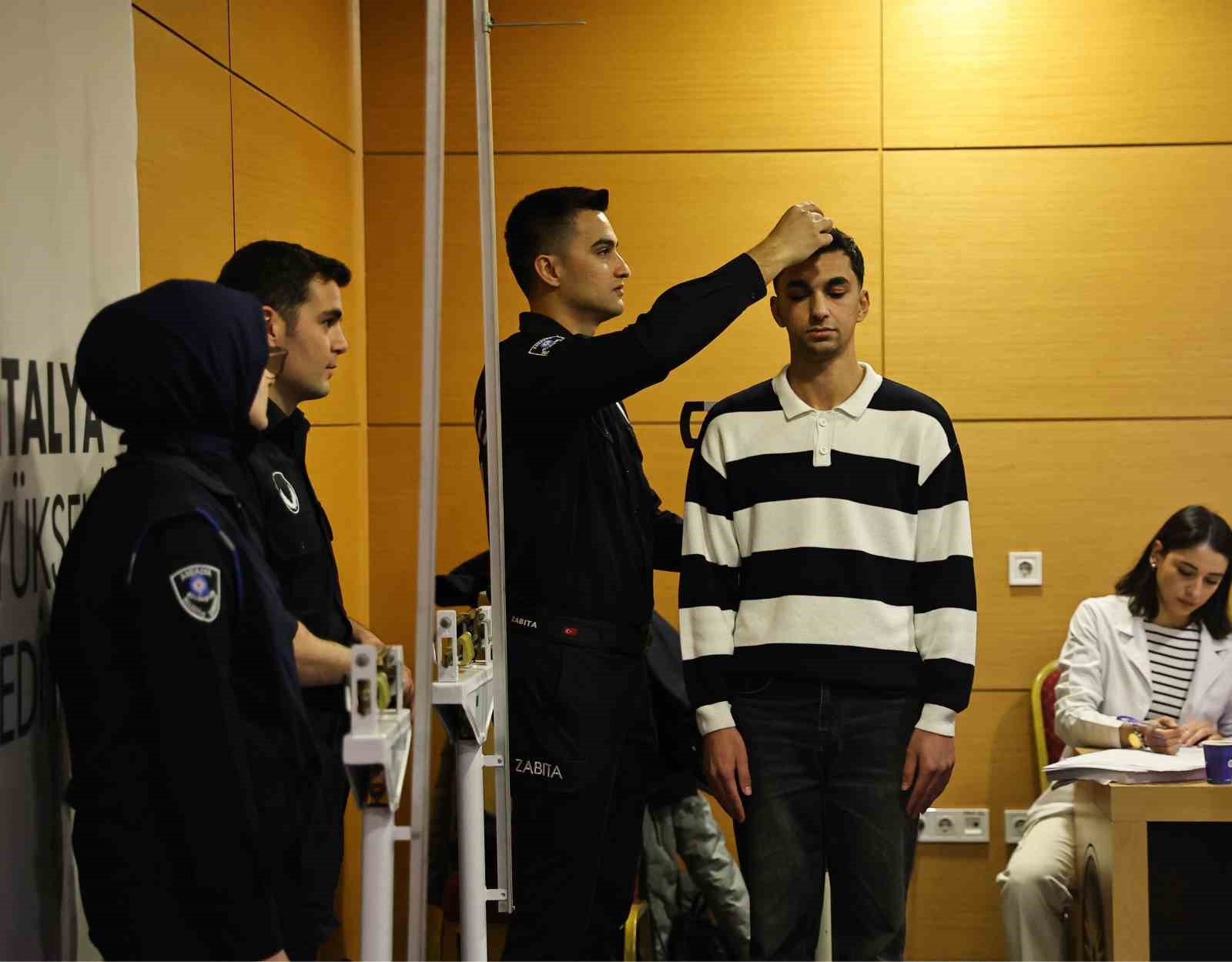 Büyükşehir Belediyesine 90 zabıta memuru alımı başvurular sürüyor
