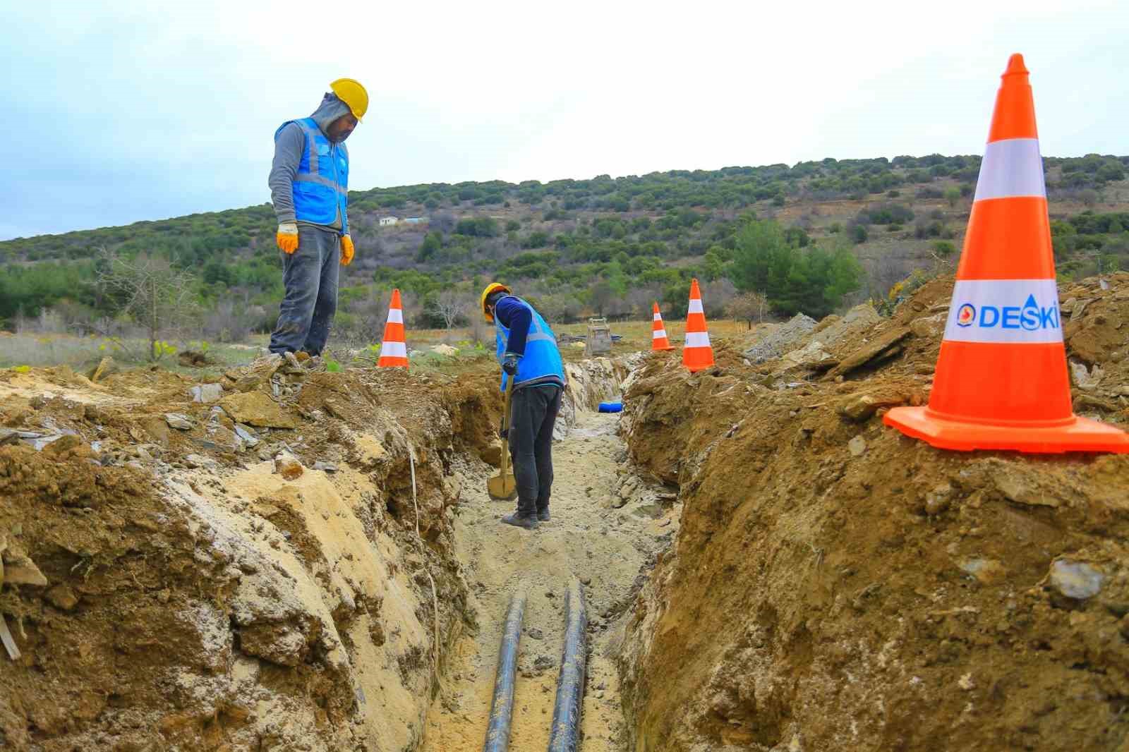 Büyükşehir DESKİ’den Bekilli’ye 21,5 milyonluk su yatırımı
Büyükşehir DESKİ’den Bekilli’ye 21,5 milyonluk su yatırımı