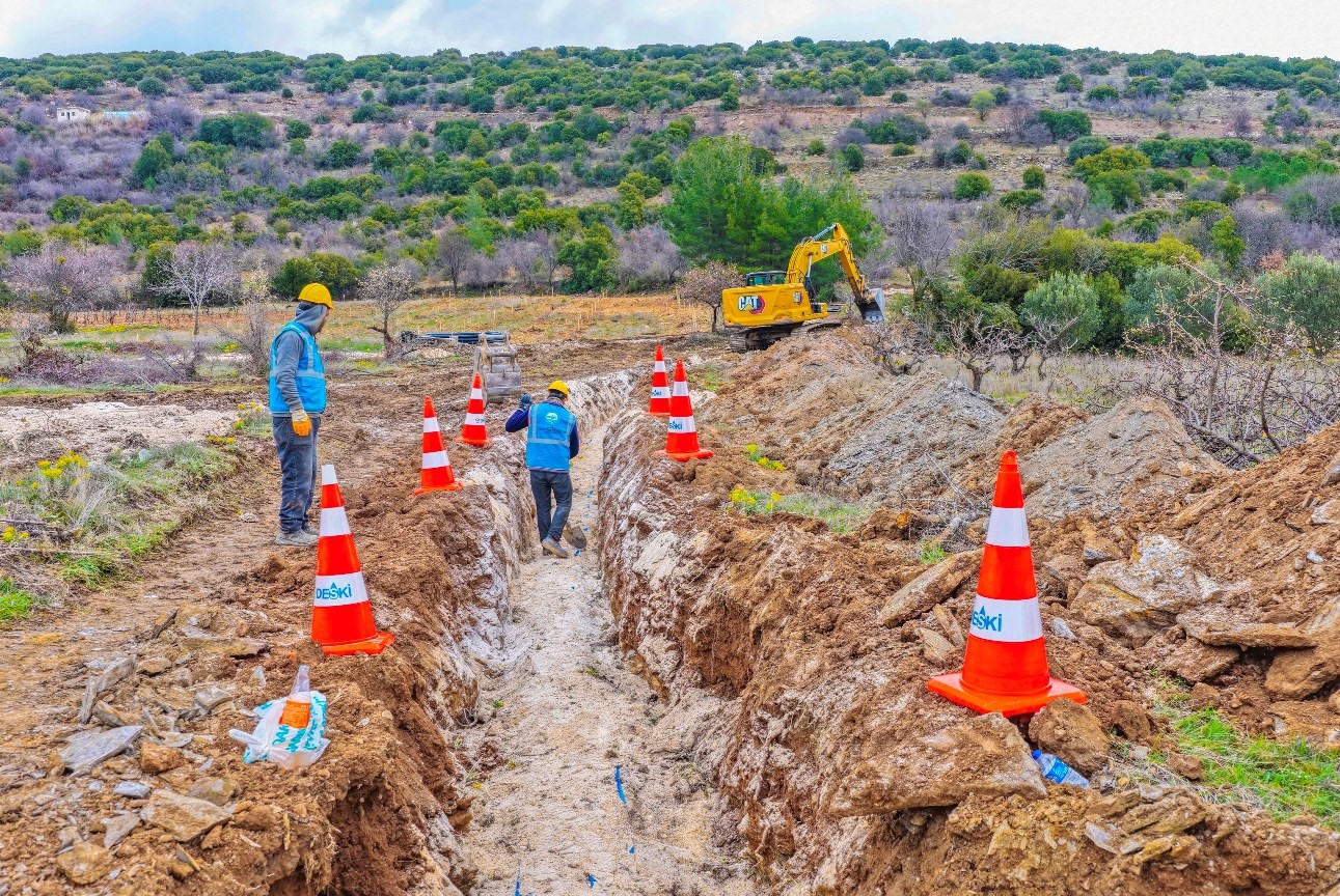 Büyükşehir DESKİ’den Bekilli’ye 21,5 milyonluk su yatırımı
Büyükşehir DESKİ’den Bekilli’ye 21,5 milyonluk su yatırımı