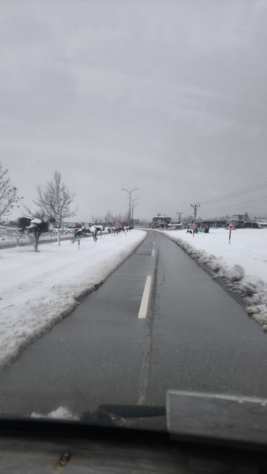 Büyükşehir, karla mücadele için tüm ilçelerde eş zamanlı sahada
