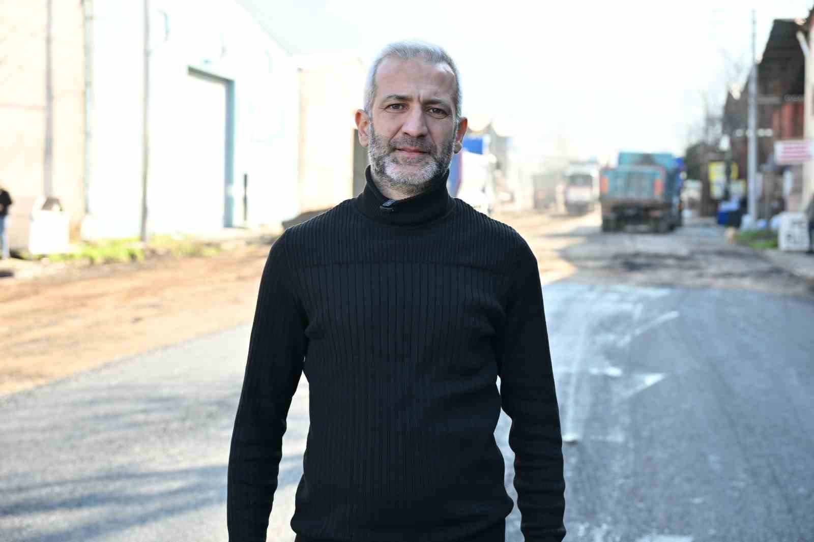 Büyükşehir kendi asfaltını yollarda kullanmaya başladı
