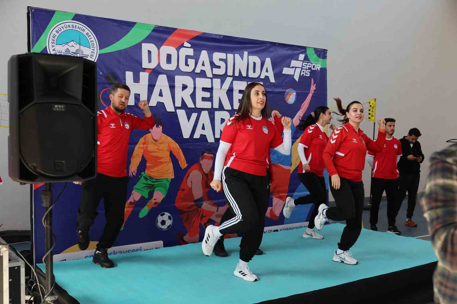 Büyükşehir Spor A.Ş.’den Develi’de 550 öğrenciye spor dolu buluşma
