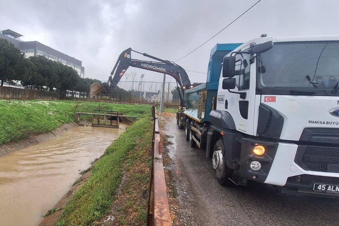 Büyükşehir ve MASKİ yağışa karşı teyakkuzda
Büyükşehir ve MASKİ yağışa karşı teyakkuzda