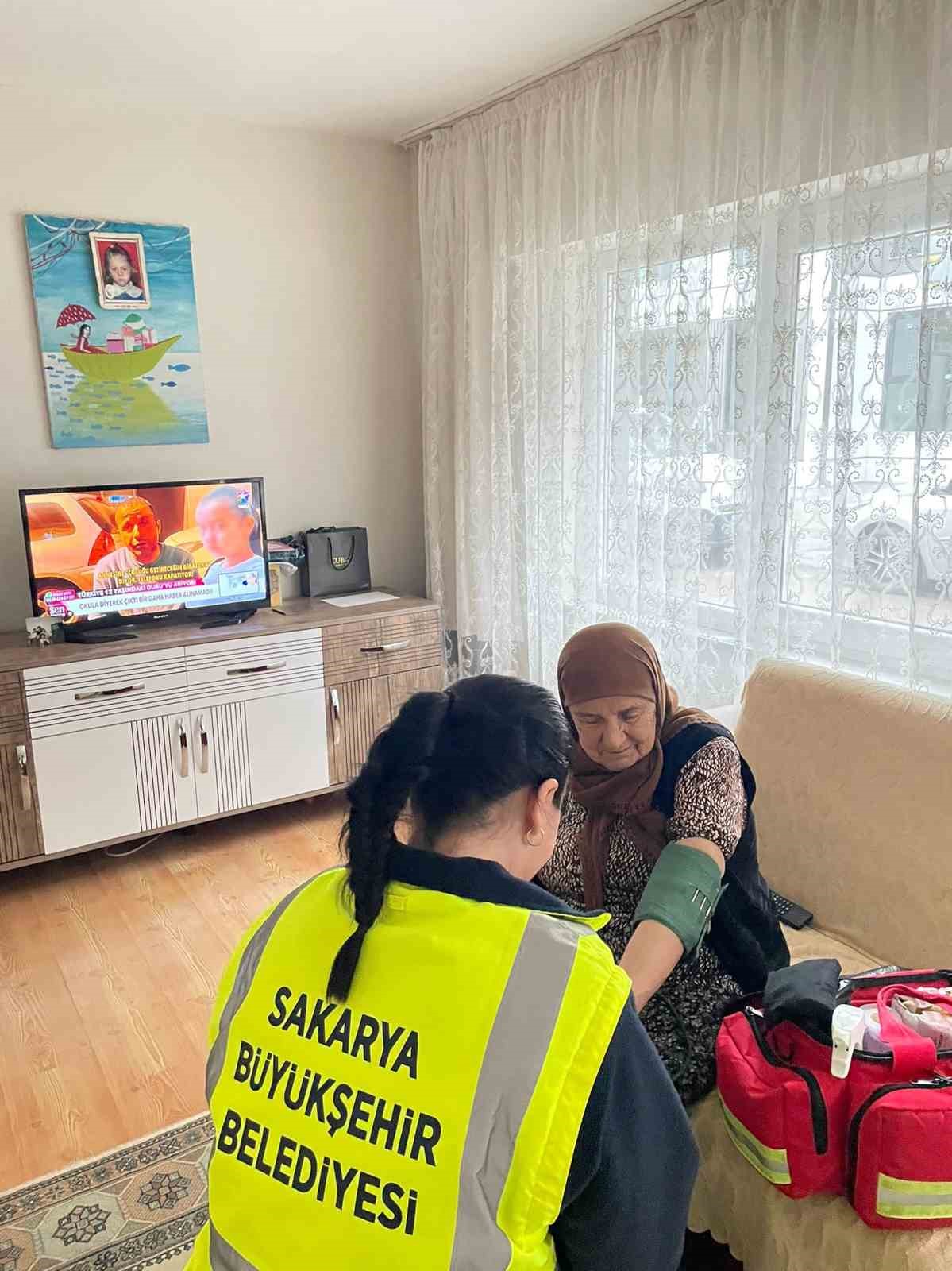 Büyükşehir YADEM 2025’te 16 ilçede binlerce yaşlıya hizmet ulaştırdı
