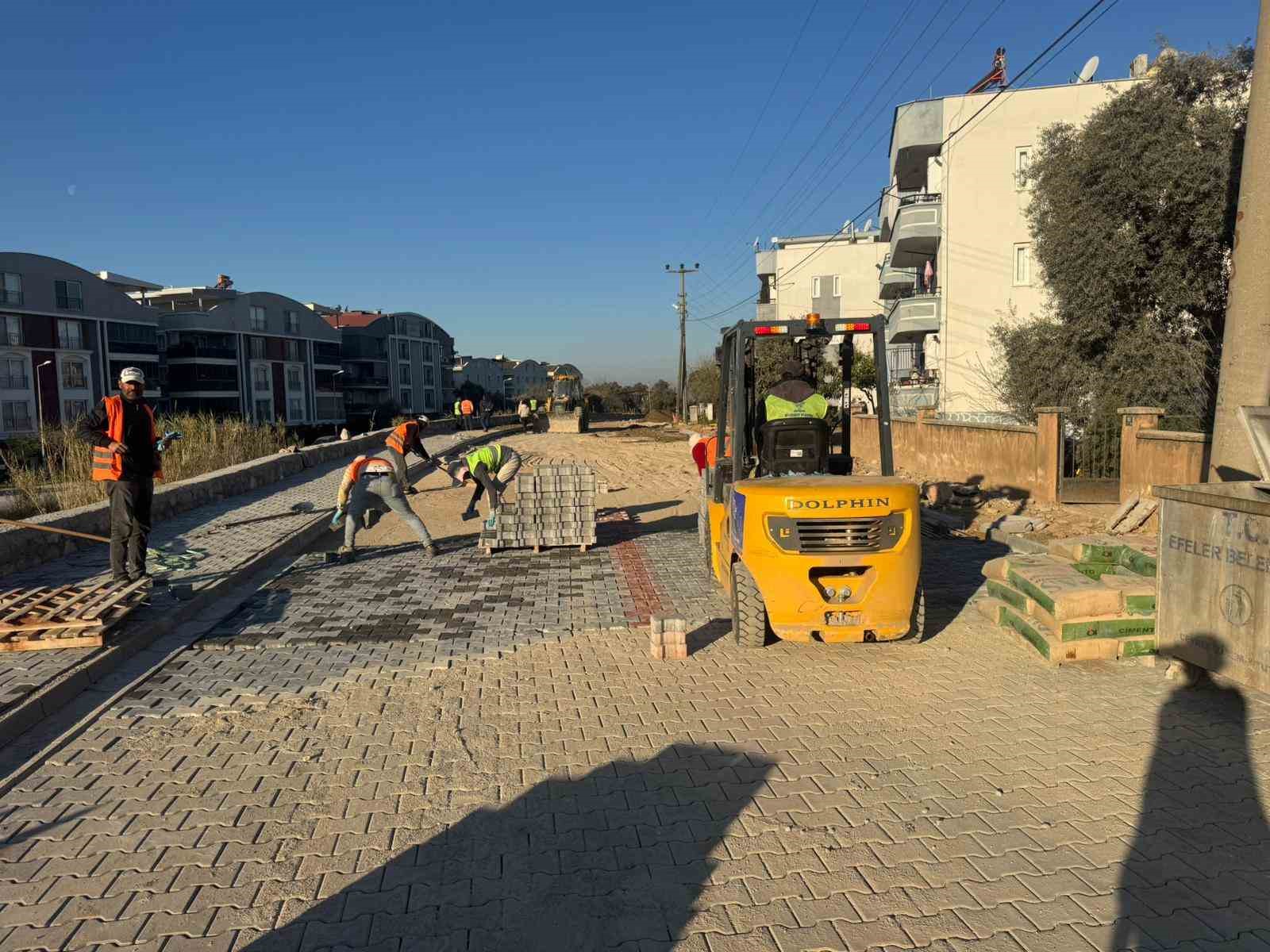 Büyükşehir’den 17 ilçede eş zamanlı ulaşım altyapısı çalışması
