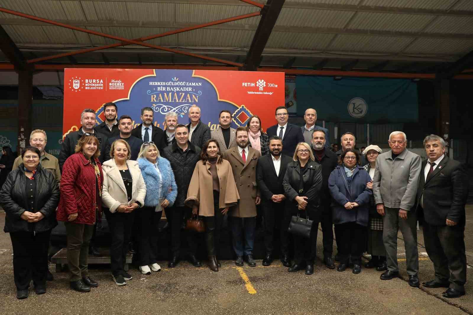 Büyükşehir’den Nilüfer’de Ramazan buluşması
Büyükşehir’den Nilüfer’de Ramazan buluşması